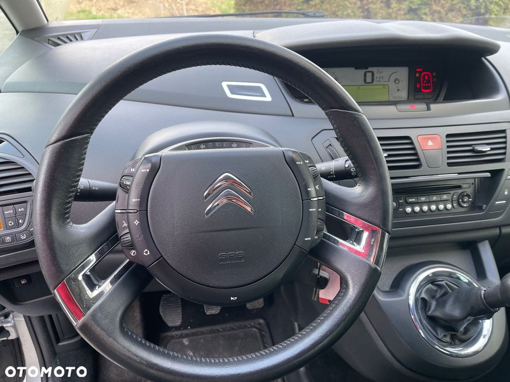 Citroën C4 Picasso - 16