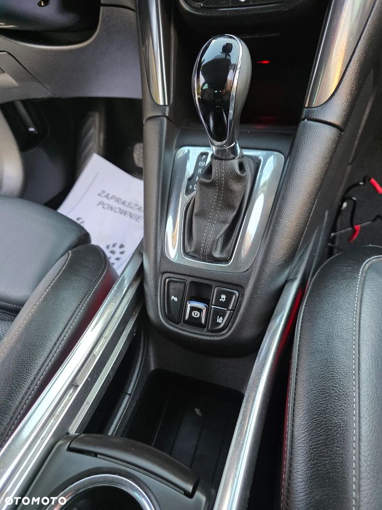 Opel Zafira - 17
