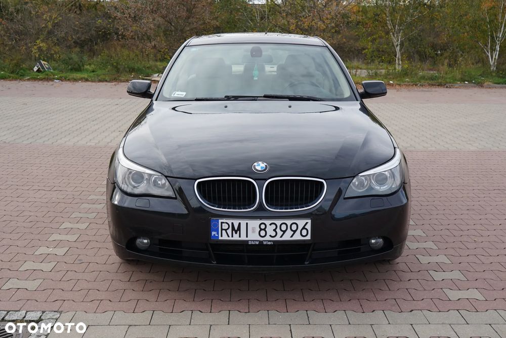 BMW 530I 2004 photo 2