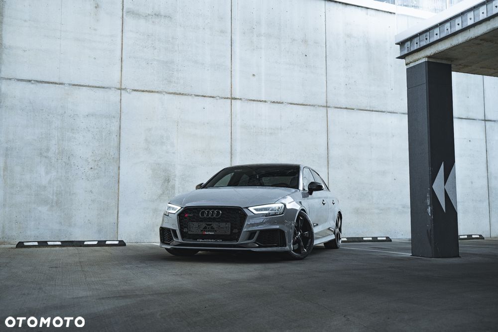 Audi RS3 Limousine 2.5 TFSI Quattro S tronic - 4