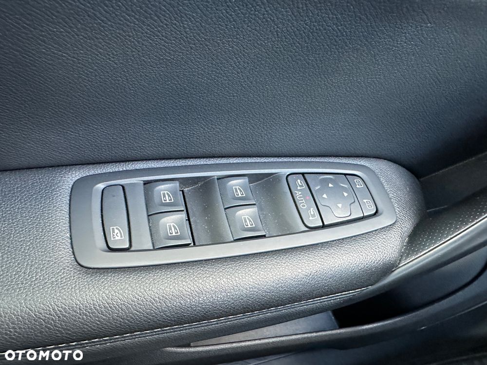 Renault Megane 1.3 TCe FAP Techno EDC - 13