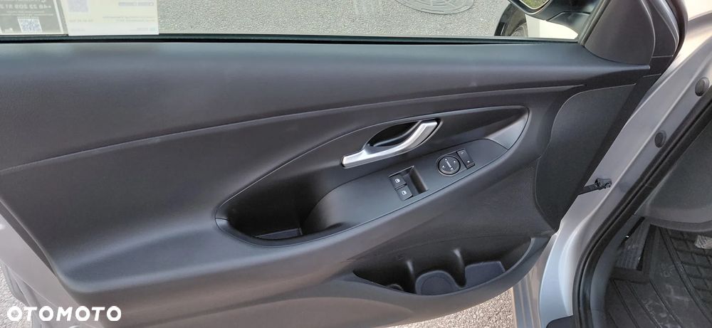 Hyundai i30 1.5 T-GDI 48V-Hybrid Advantage - 11