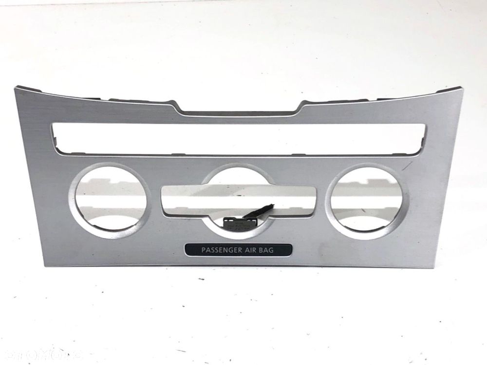 LISTWY DEKOR KONSOLI - 315.00 PLN - VW PASSAT B7 Variant (365) 2010 - 2015 1.8 TSI 118 kW [160 KM] - 9