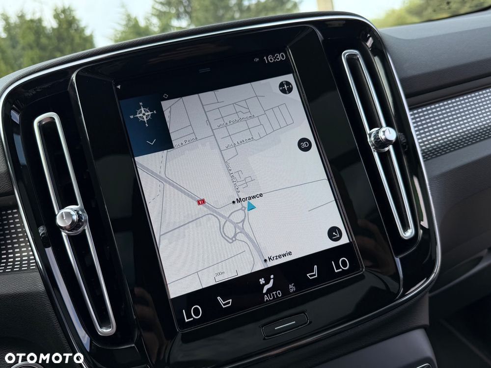 Volvo XC 40 T3 Geartronic RDesign - 32