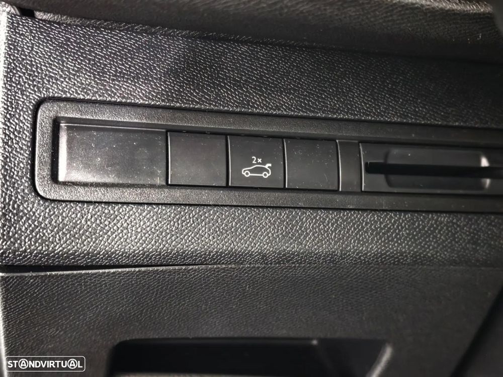 Peugeot 5008 2.0 BlueHDi GT Line EAT8 - 19