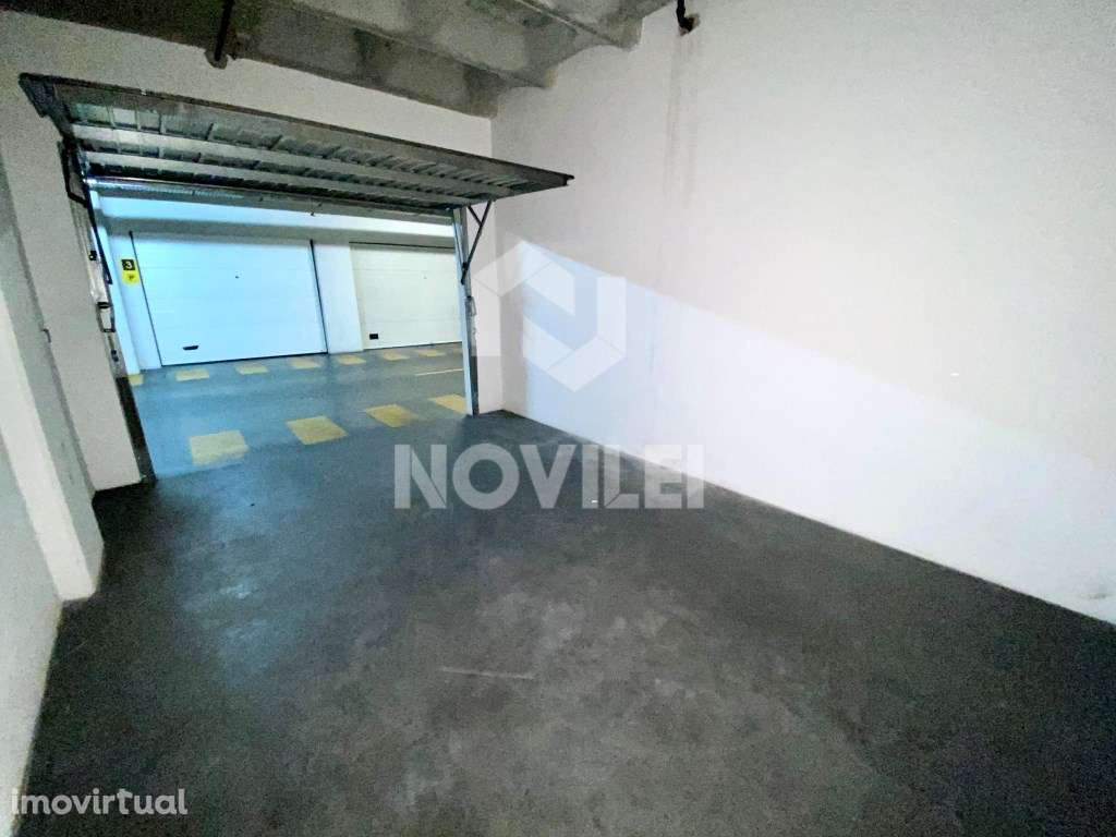Garagem individual , Jardins do Lis, Centro de Leiria - Grande imagem: 3/4