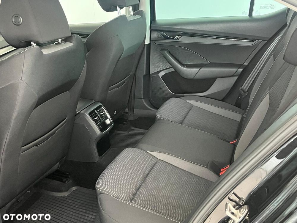 Skoda Octavia 2.0 TDI Ambition - 33