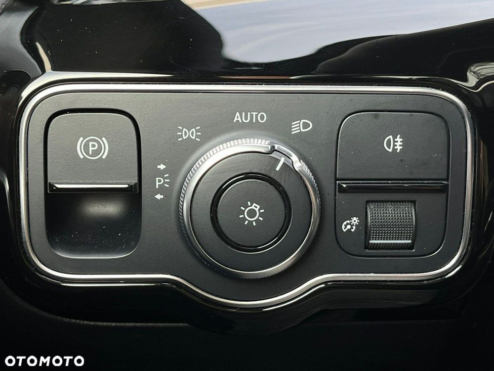 Mercedes-Benz CLA 200 d 8G-DCT Edition AMG Line - 39