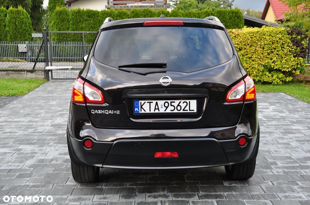 Nissan Qashqai+2 - 14