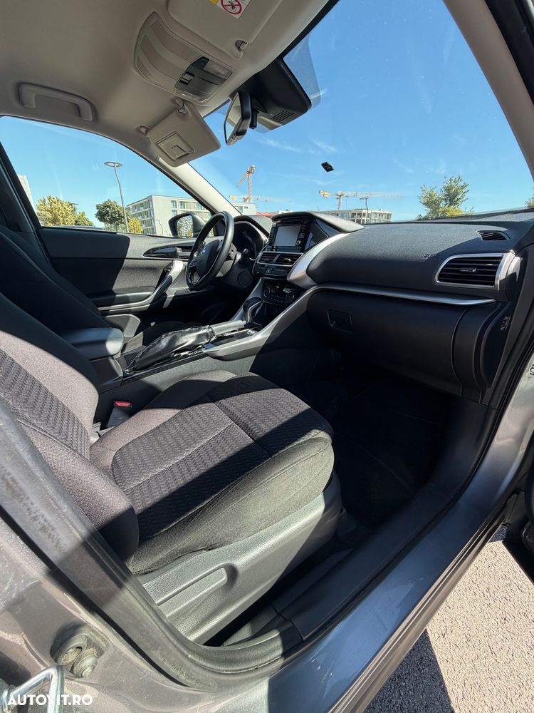 Mitsubishi Eclipse-Cross 1.5-litre 16-valve DOHC MIVEC 4X4 Invite+ Aut. - 15