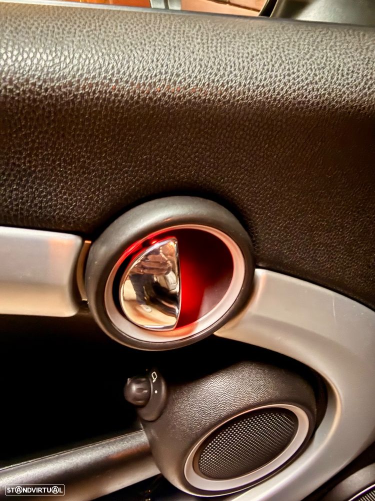 MINI 3 Portas Cooper D - 11