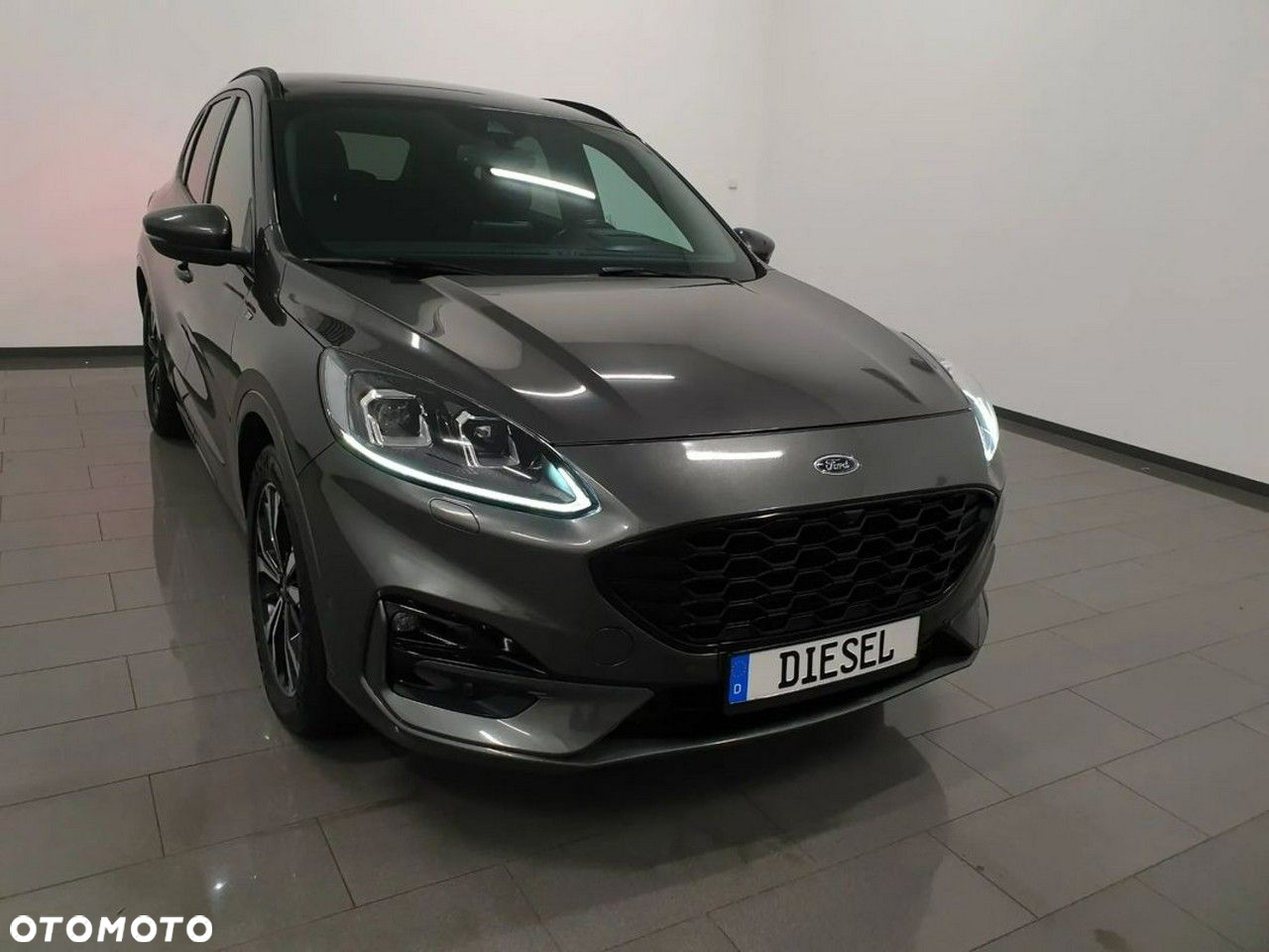 Ford Kuga 2.0 EcoBlue 4x4 ST-LINE X - 38
