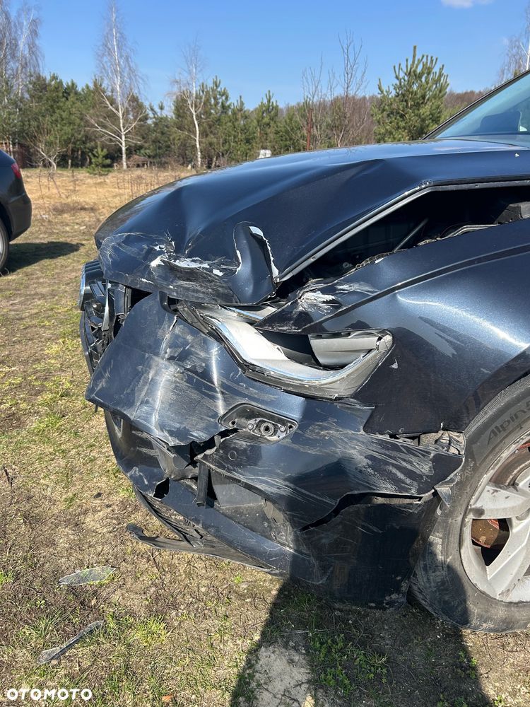 Audi A6 Avant 2.0 TDI Multitronic - 3