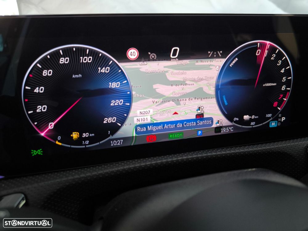 Mercedes-Benz A 250 e AMG Line - 19