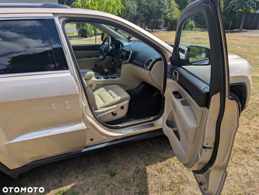 Jeep Grand Cherokee 3.6 V6 Overland - 21