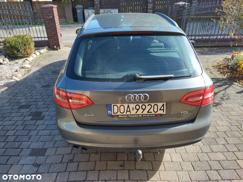 Audi A4 Avant - 4