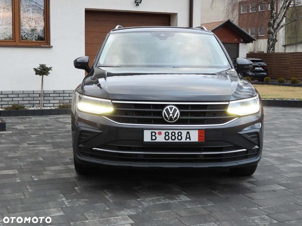 Volkswagen Tiguan - 3