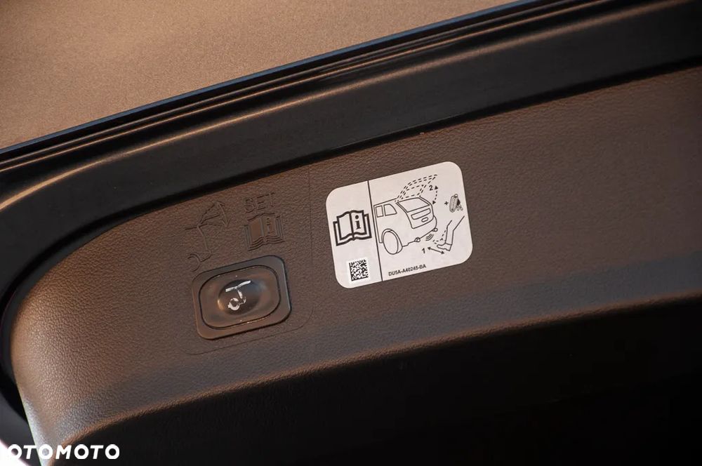 Ford Kuga 2.0 TDCi 4x4 ST-Line - 31