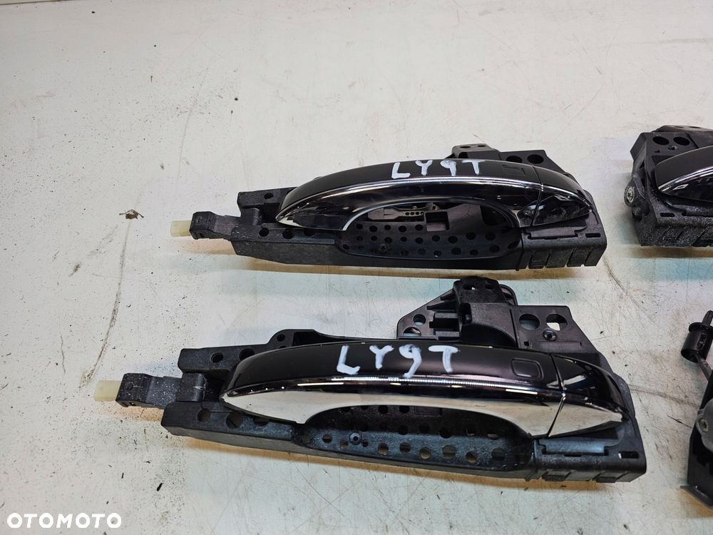 KLAMKI KLAMKA AUDI A6 A7 4H1837885 LY9T LED KEYLESS KOMPLET - 2