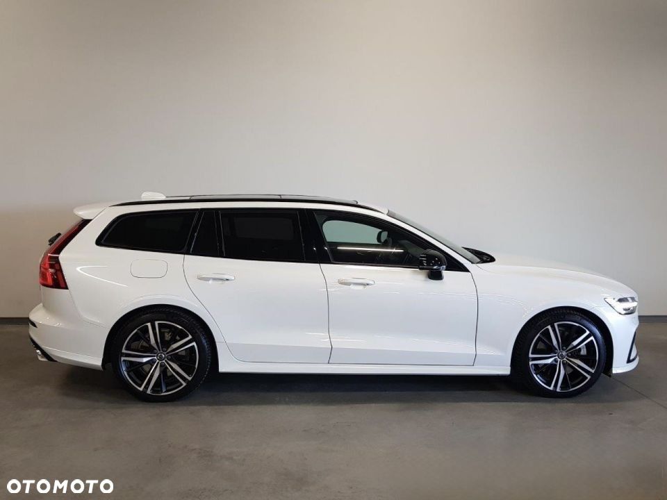Volvo V60 T8 AWD Plug-In Hybrid Inscription - 8