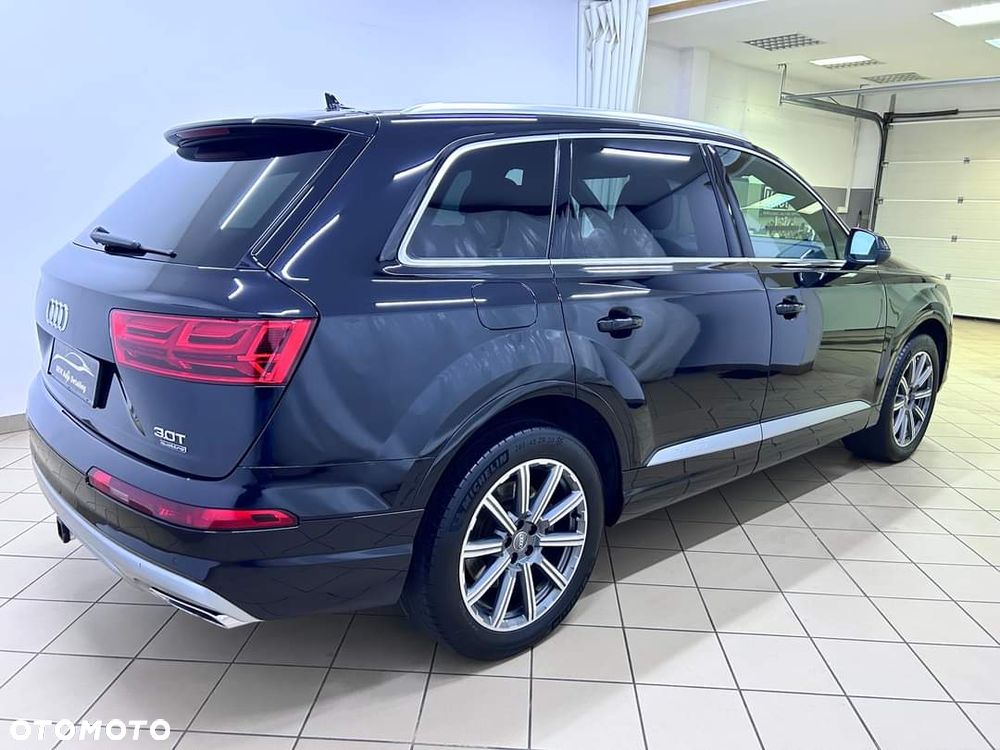 Audi Q7 - 11