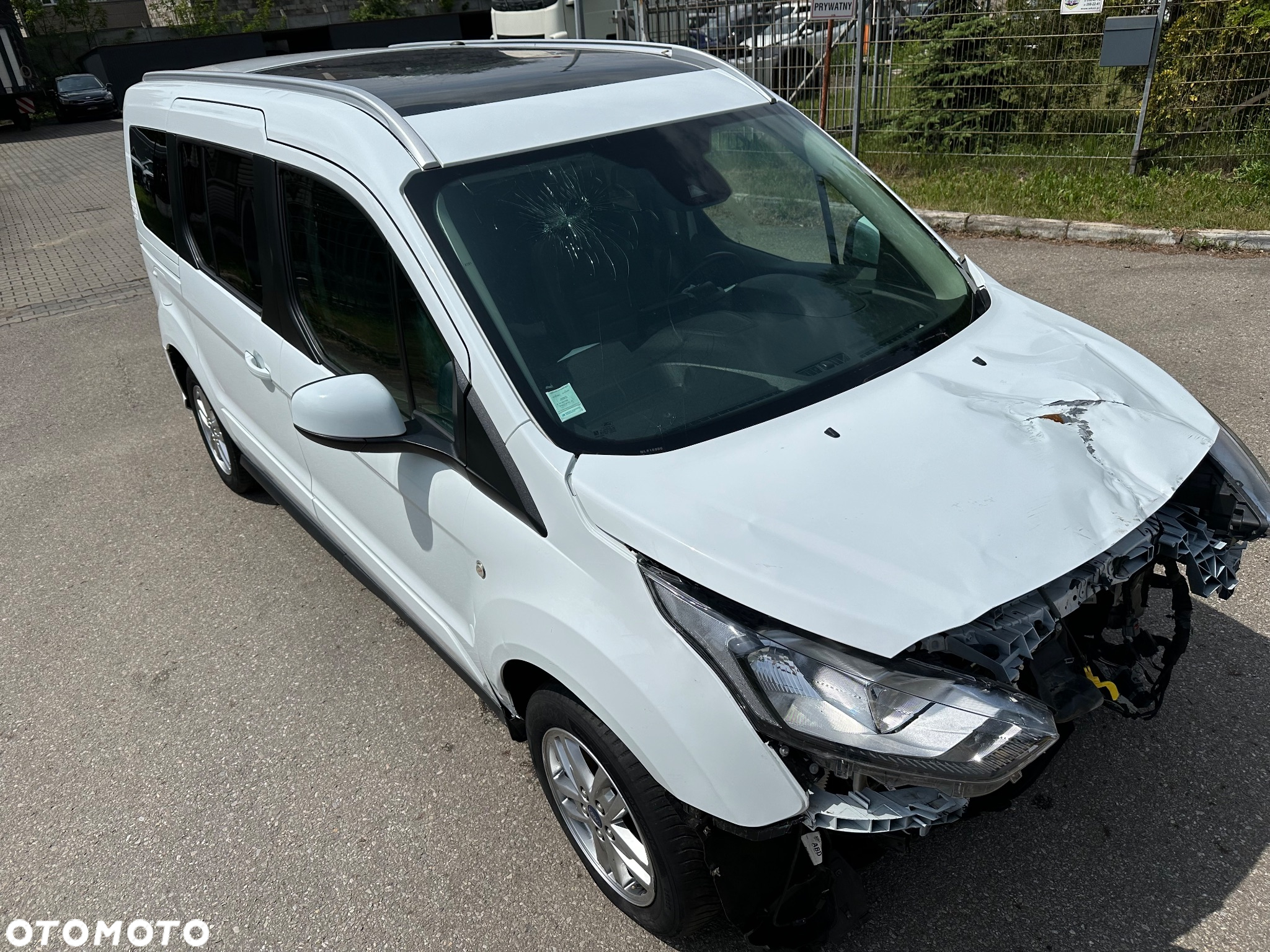 Ford Tourneo Connect Grand - 2