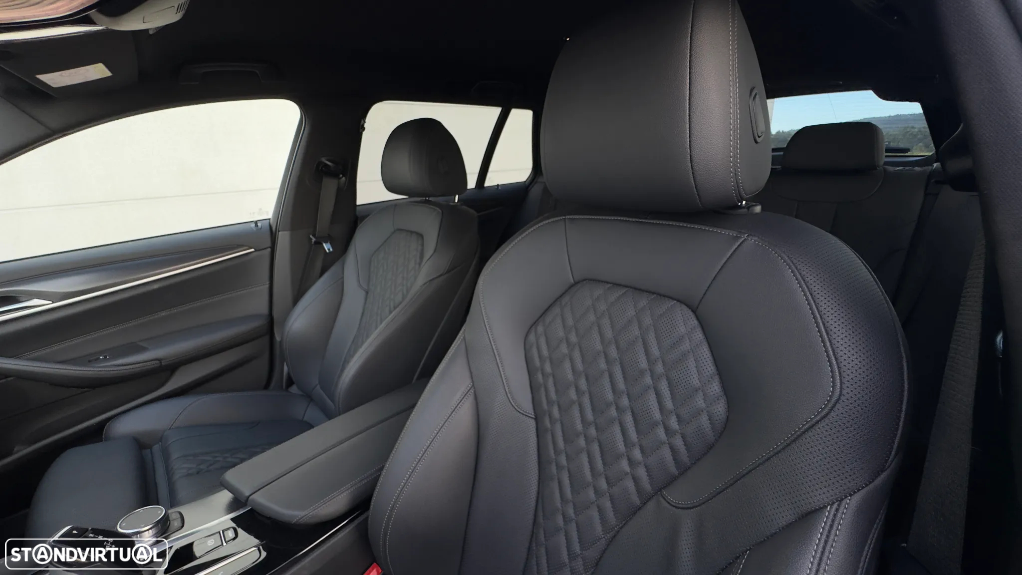 BMW 520 d Pack Desportivo M Auto - 19