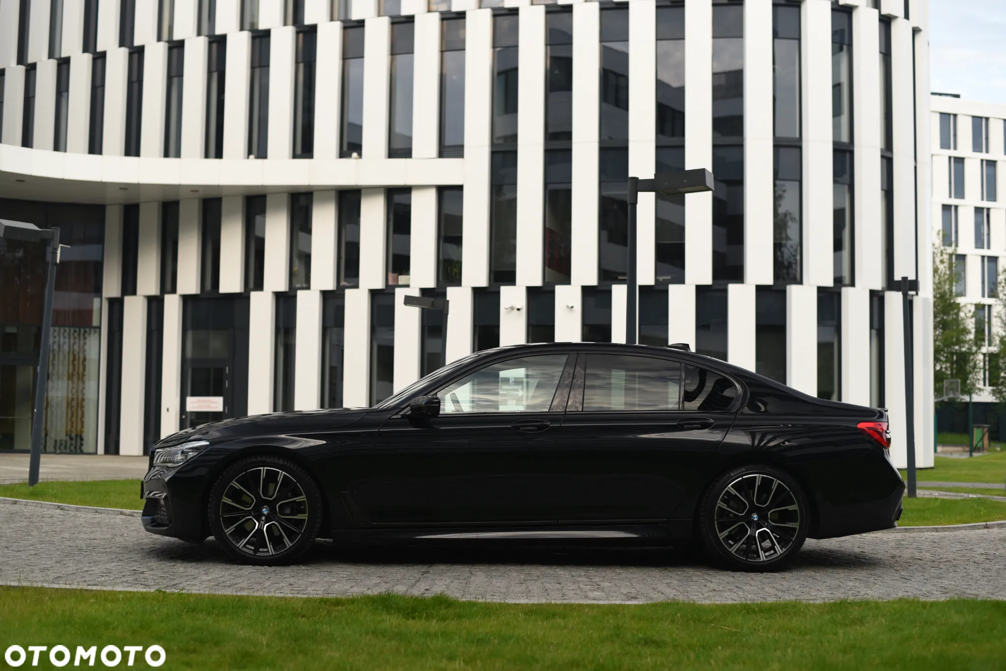BMW Seria 7 740d xDrive - 6
