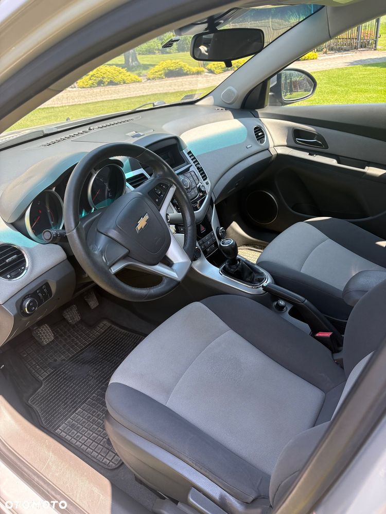Chevrolet Cruze 2.0 VDCi LS - 8