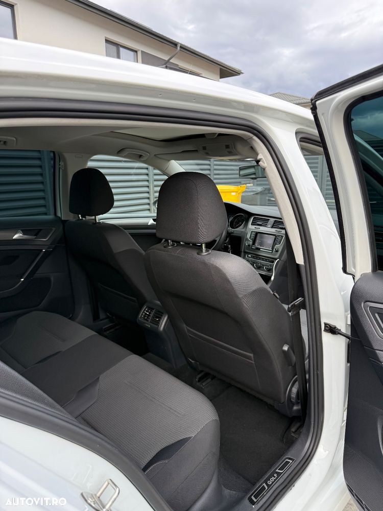 Volkswagen Golf 1.6 TDI DPF BMT DSG Comfortline - 16