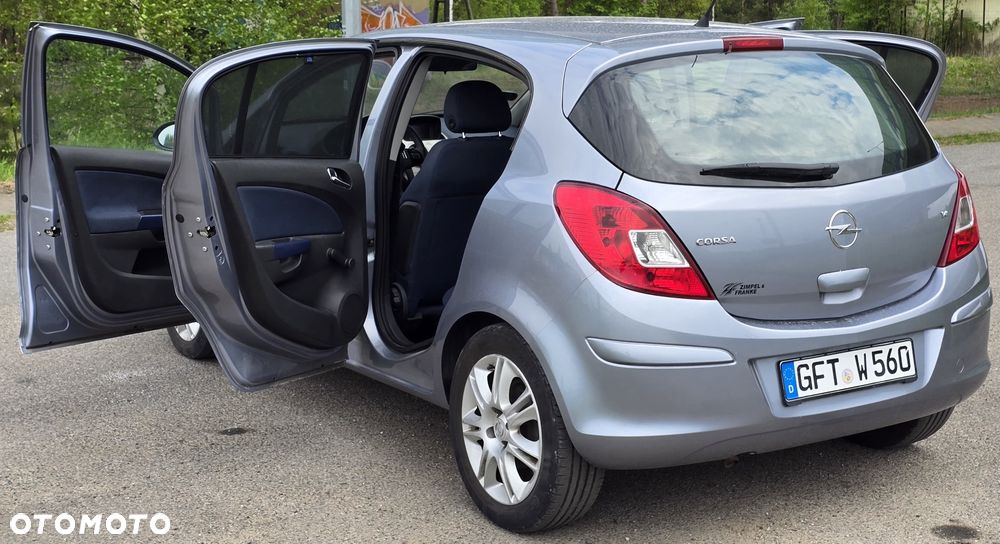 Opel Corsa 1.4 16V Edition - 37