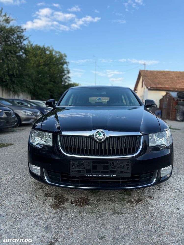 Skoda Superb 2.0 TDI PD Comfort - 2