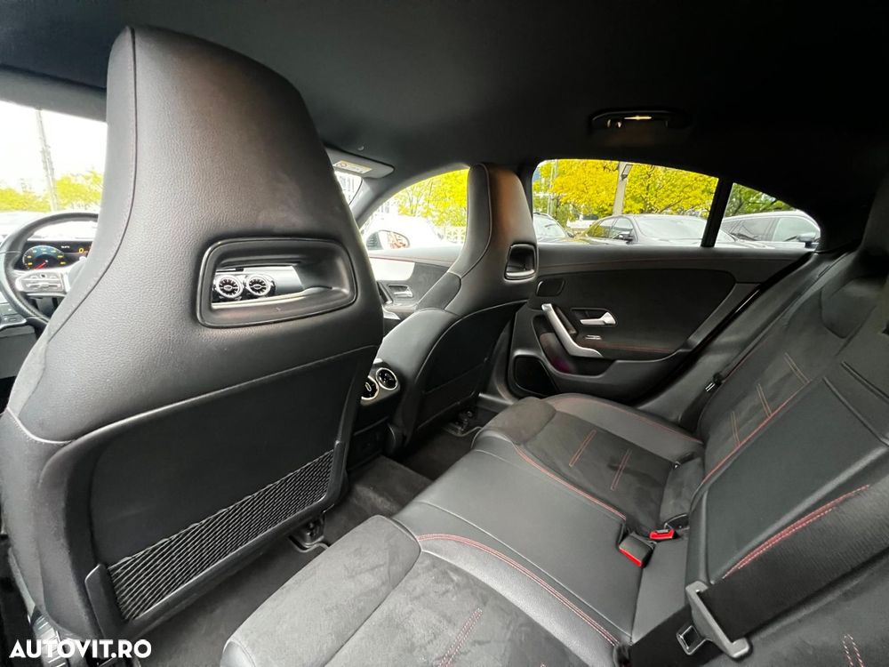 Mercedes-Benz CLA - 12