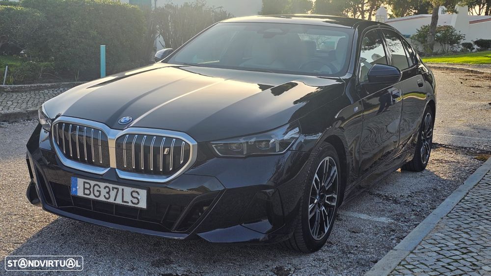 BMW i5 eDrive40 Pack Desportivo M - 1