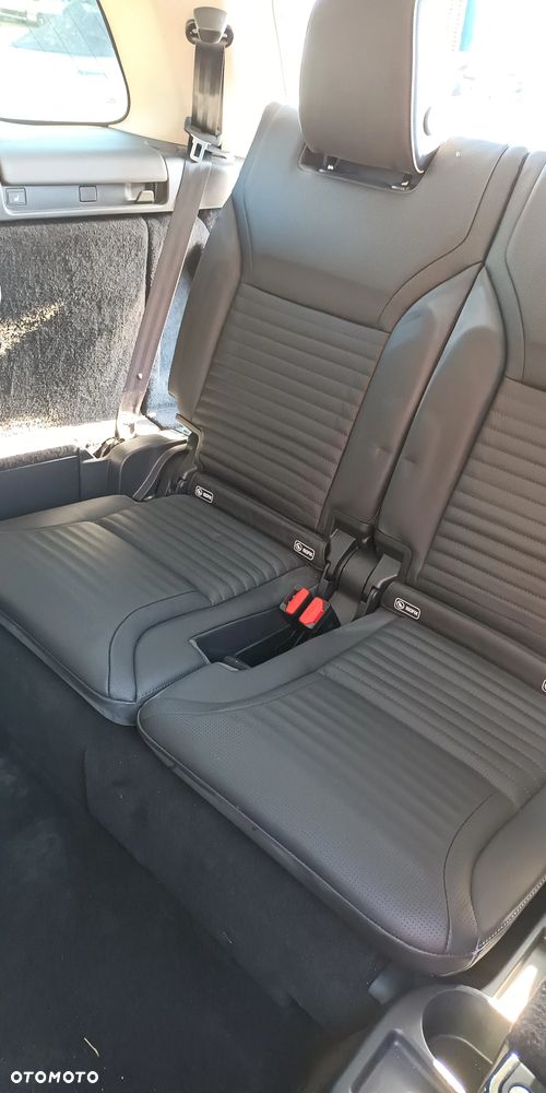 Land Rover Discovery - 16