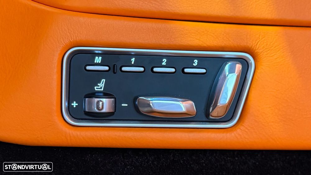 Aston Martin Vanquish Touchtronic 2 - 28