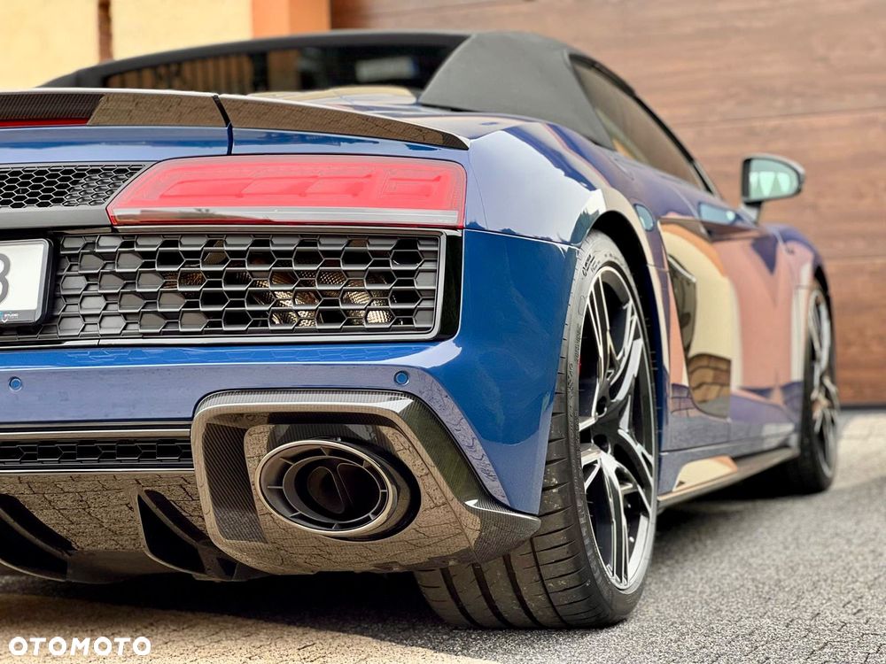 Audi R8 Spyder - 21