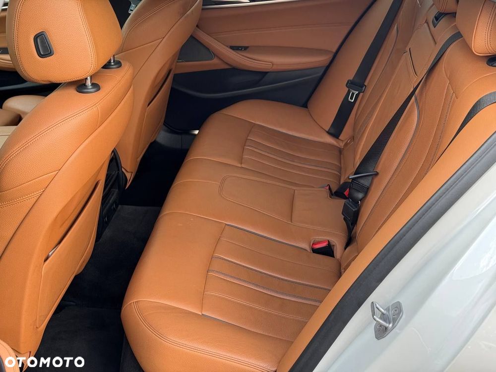 BMW Seria 5 - 23