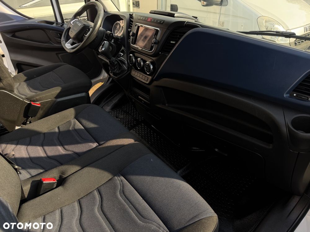 Iveco 35S18 | Silnik 3.0 | Sprowadzony | Hak 3.5t | LED | Iveco | Daily - 13