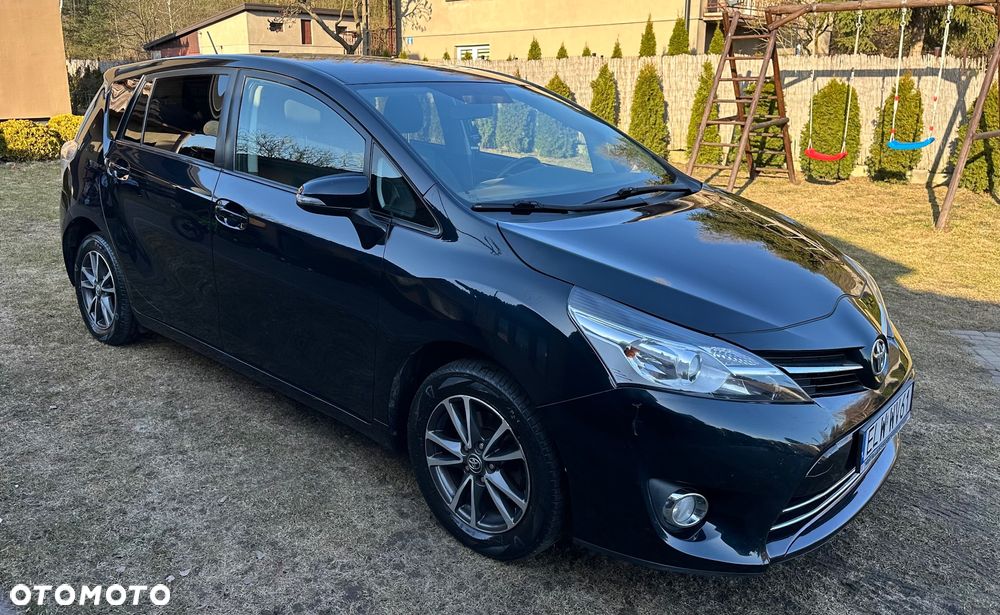 Toyota Verso 1.8 Premium EU5 - 6