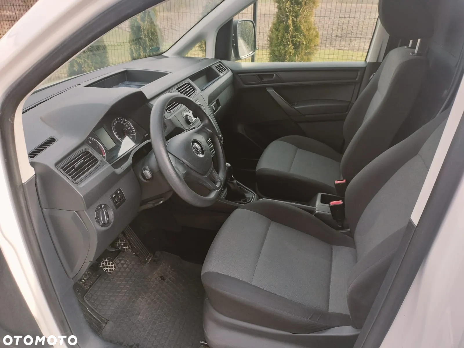 Volkswagen Caddy - 15