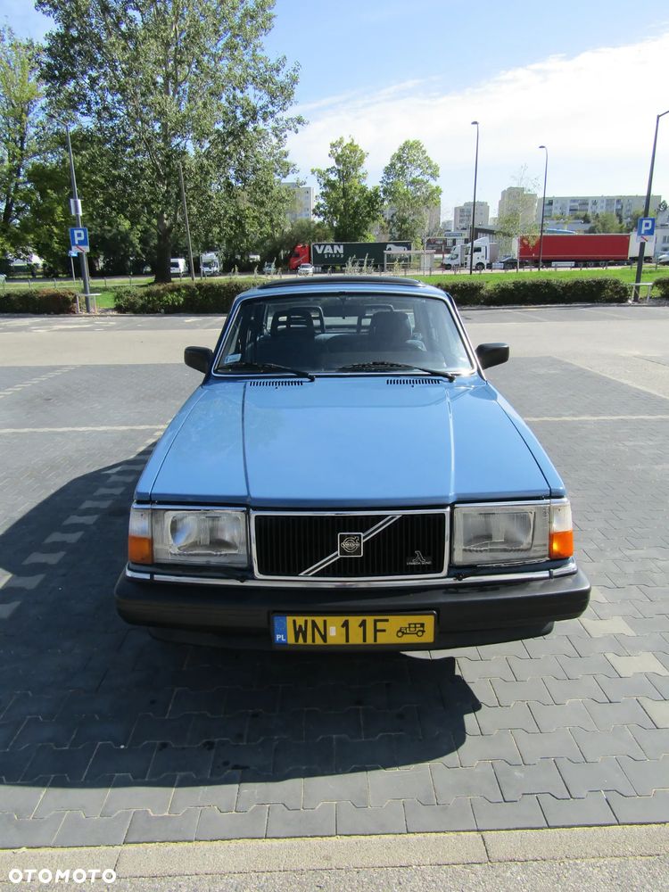Volvo Seria 200 - 2