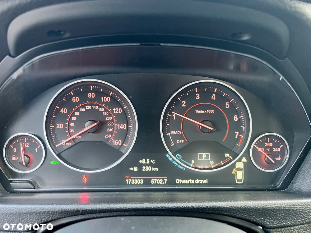 BMW 3GT 328i xDrive Sport-Aut Luxury Line - 15