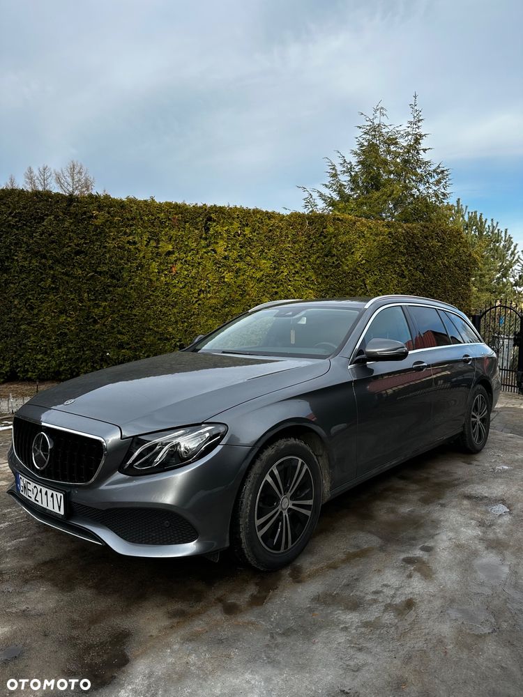 Mercedes-Benz Klasa E 300 d 9G-TRONIC Avantgarde - 3