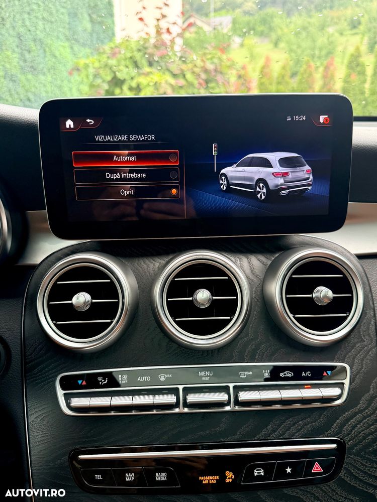 Mercedes-Benz GLC 300 e 4Matic 9G-TRONIC AMG Line Plus - 15