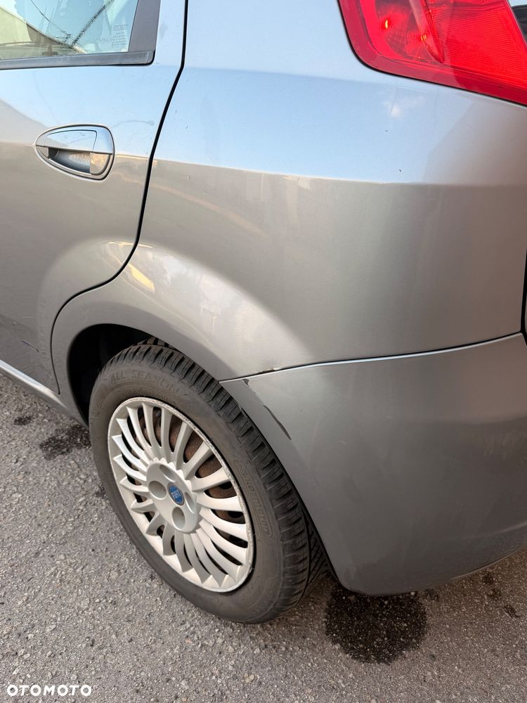 Fiat Punto 1.2 8V Active Alaska - 8