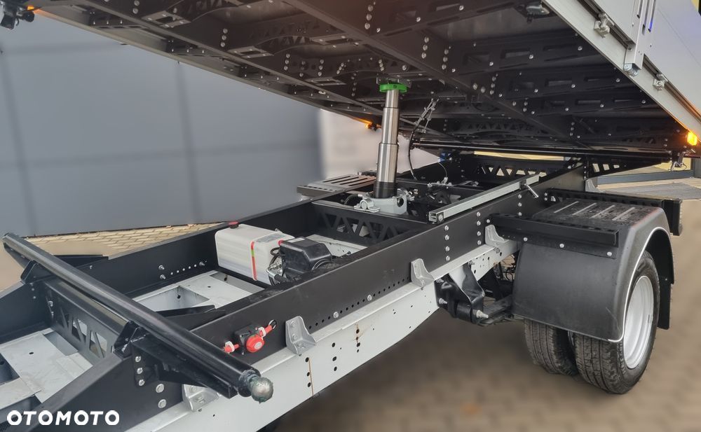 Ford Transit 350 L3 RWD Trend - 5