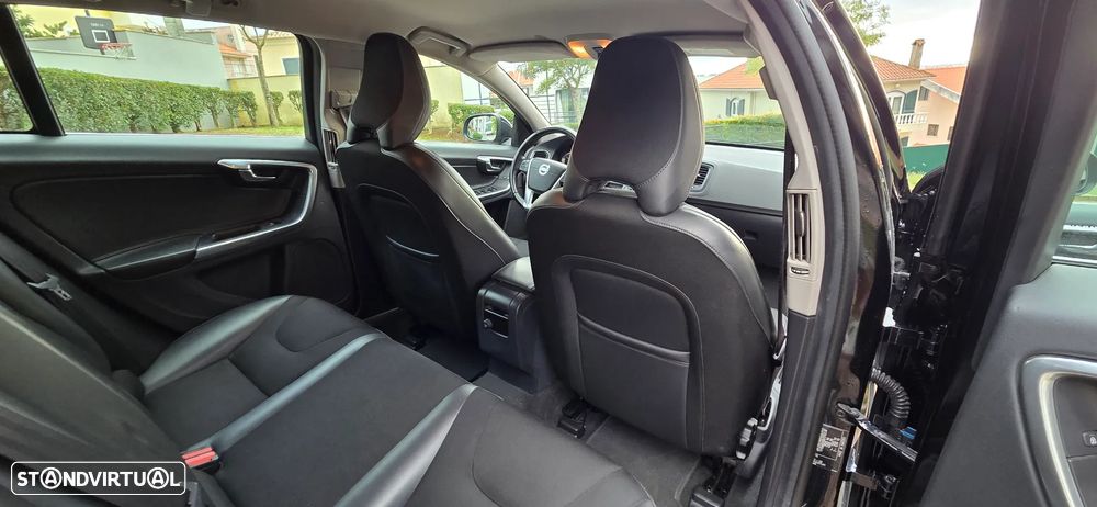 Volvo V60 - 26