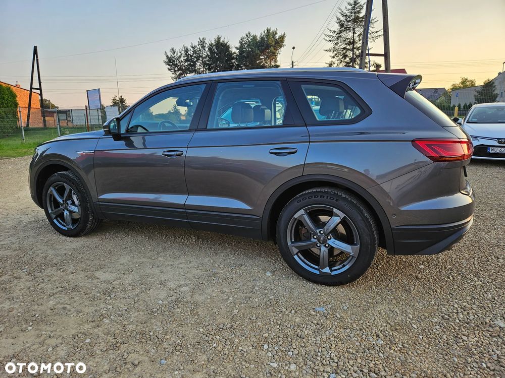 Volkswagen Touareg 3.0 V6 TDI SCR 4Mot - 19