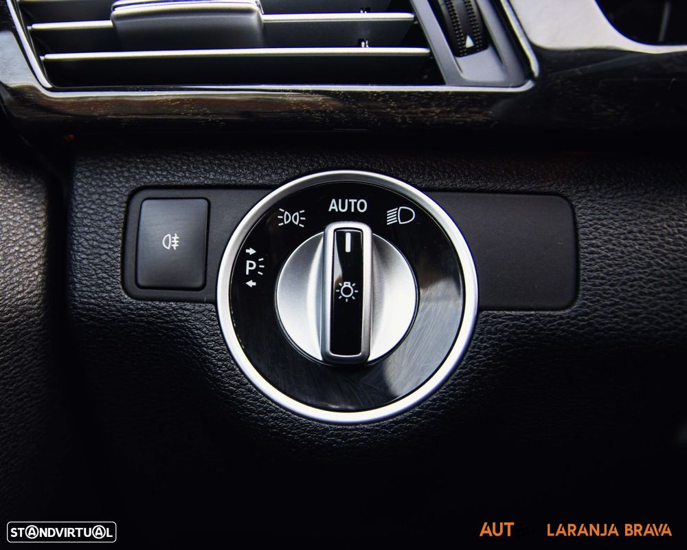 Mercedes-Benz E 250 CDi Avantgarde BlueEfficiency Auto. - 21